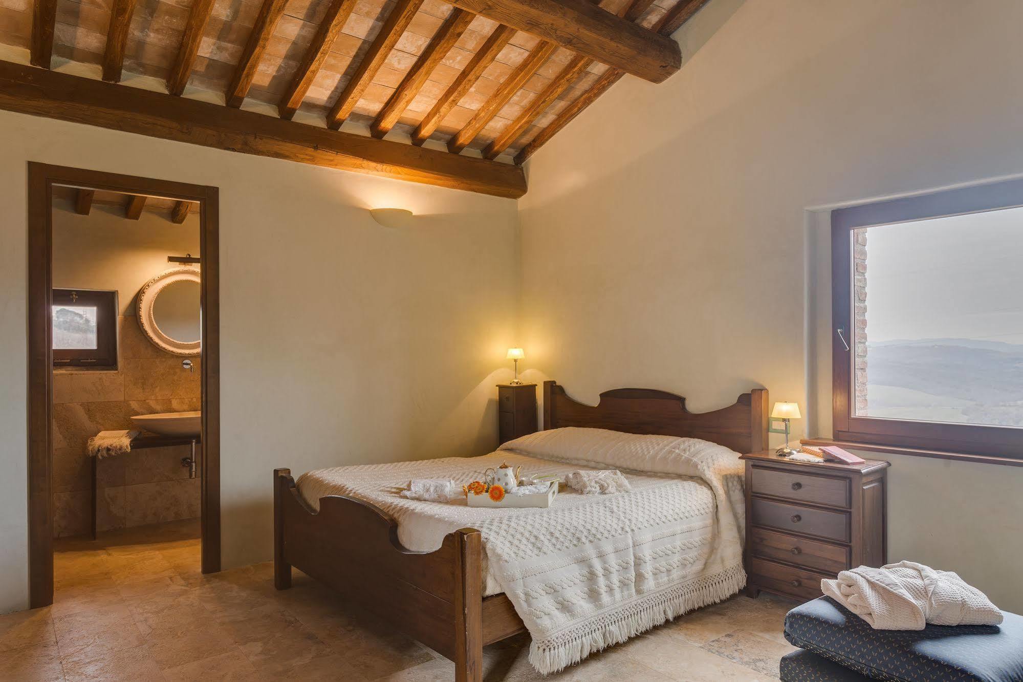 Agriturismo Le Canterie Radicondoli Extérieur photo